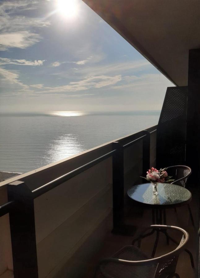 Orbi City Sea View Aparthotel Batumi Luaran gambar